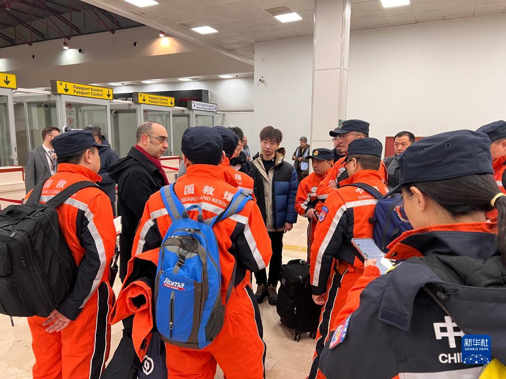 中国救援队抵达土耳其