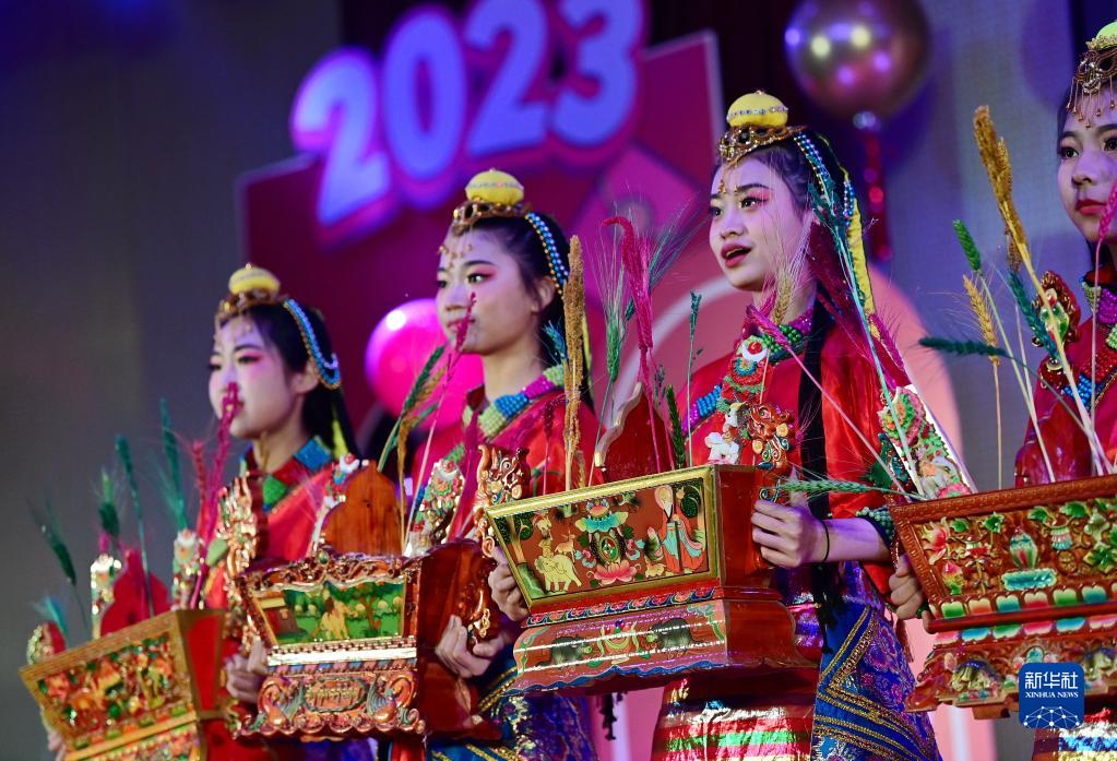 西安：汉藏学生共庆藏历新年