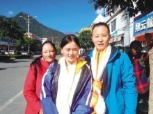 一只义眼重拾自信 西藏姑娘大学梦圆