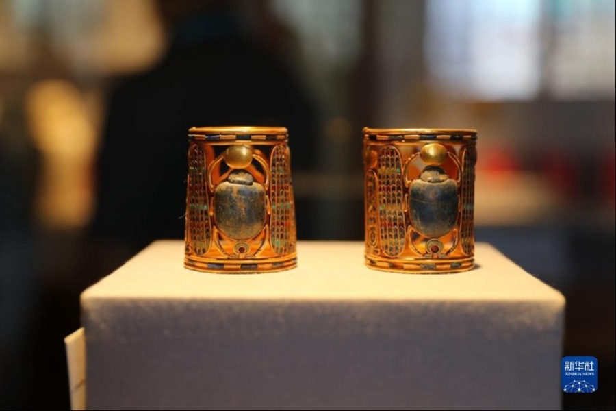 这是10月5日在位于埃及开罗的埃及博物馆拍摄的法老的饰品。 新华社记者 隋先凯 摄