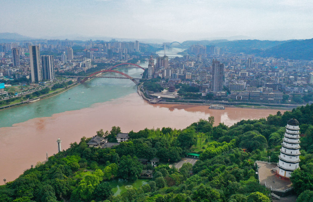 书写美丽中国新画卷——习近平总书记引领生态文明建设的故事