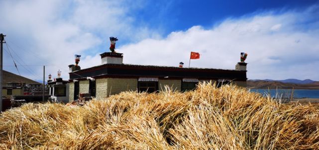 西藏特布拉：羊湖旁的幸福小村