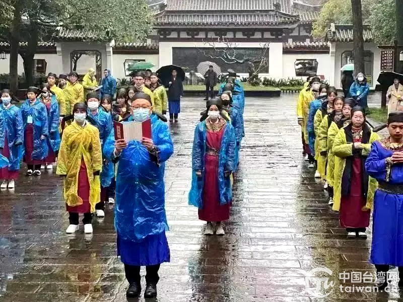 上海台商子女学校师生在川体验天府文化魅力