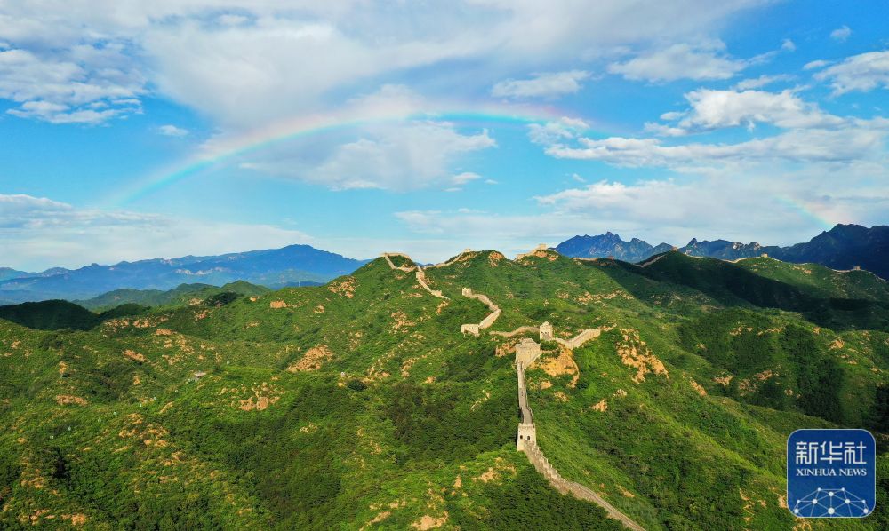 天空之眼瞰祖国——万里长城 金山独秀