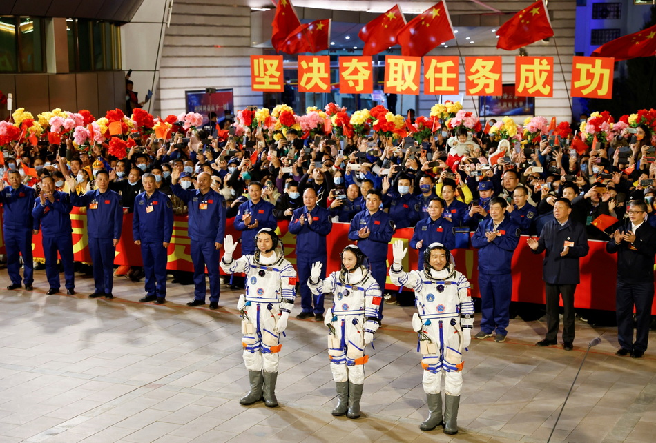 中國女航天員將首次進駐空間站,王亞平也將成為中國首位實施出艙活動